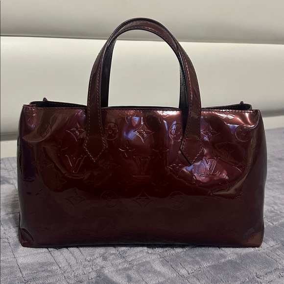 Louis Vuitton Wilshire Amarante Vernis - Picture 3 of 16